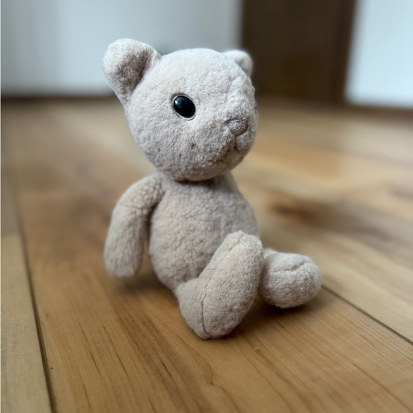 Jellycat Other - Jellycat Beige Kitten Stuffed Animal